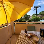 Beau T2 A Golfe-juan Vue Piscines Parc Tropical Du Golf Proches Plages Валлорис