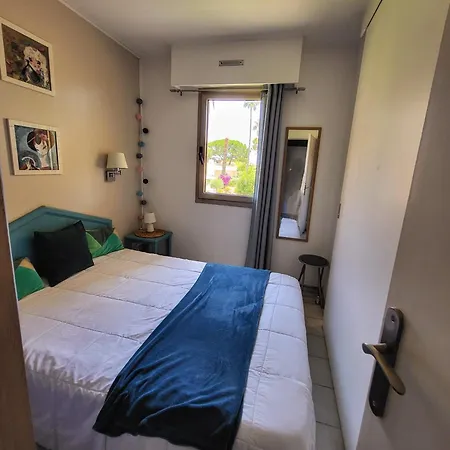 Διαμέρισμα Beau T2 A Golfe-juan Vue Piscines Parc Tropical Du Golf Proches Plages *