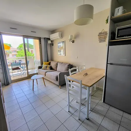 Διαμέρισμα Beau T2 A Golfe-juan Vue Piscines Parc Tropical Du Golf Proches Plages Vallauris