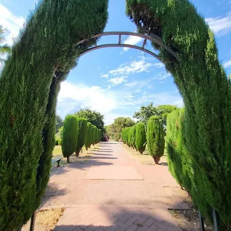 Beau T2 A Golfe-juan Vue Piscines Parc Tropical Du Golf Proches Plages Διαμέρισμα Vallauris