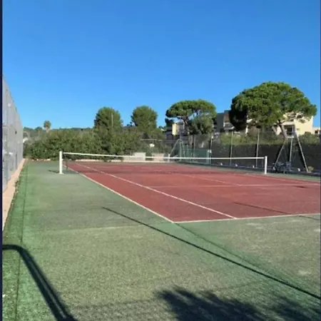 Beau T2 A Golfe-juan Vue Piscines Parc Tropical Du Golf Proches Plages * Vallauris