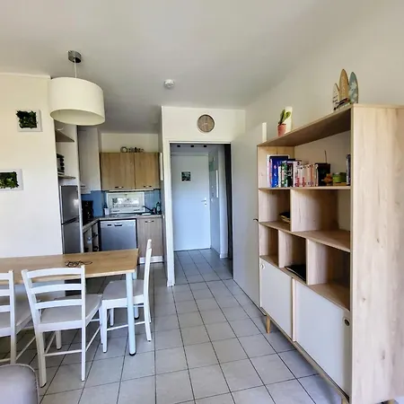 Beau T2 A Golfe-juan Vue Piscines Parc Tropical Du Golf Proches Plages *